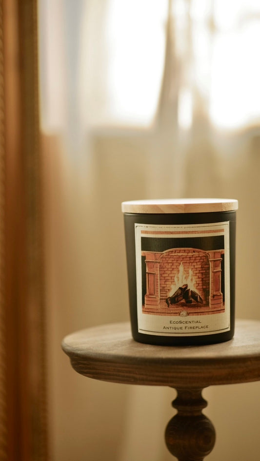 EcoScential Antique Fireplace Candle small 豪華蠟燭 "  老舊的壁爐 "